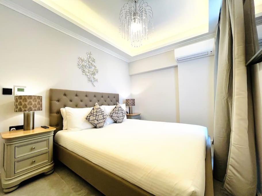 Beautiful 4-Bedroom Townhouse In Sliema Esterno foto